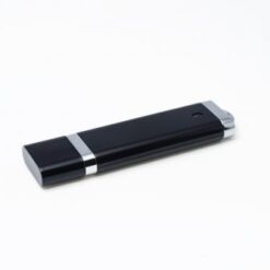 1028038GB  USB 8 GB