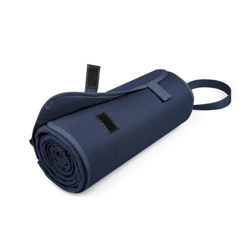 FLEECE. 160 g/m² fleece blanket with handle and strap FLEECE. 160 g/m² fleece blanket with handle and strap
