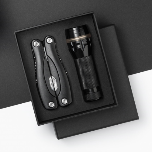 SET COLORADO II: TORCH & LARGE MULTITOOL COLORADO SET COLORADO II: TORCH & LARGE MULTITOOL COLORADO