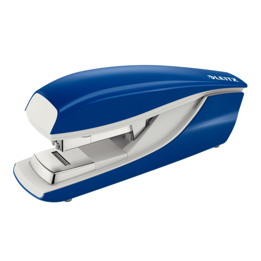 Capsator metalic Leitz 5523 NeXXt Series, 40 coli, capsare plata, 200 capse p4 incluse, albastru Capsator metalic Leitz 5523 NeXXt Series, 40 coli, capsare plata, 200 capse p4 incluse, albastru